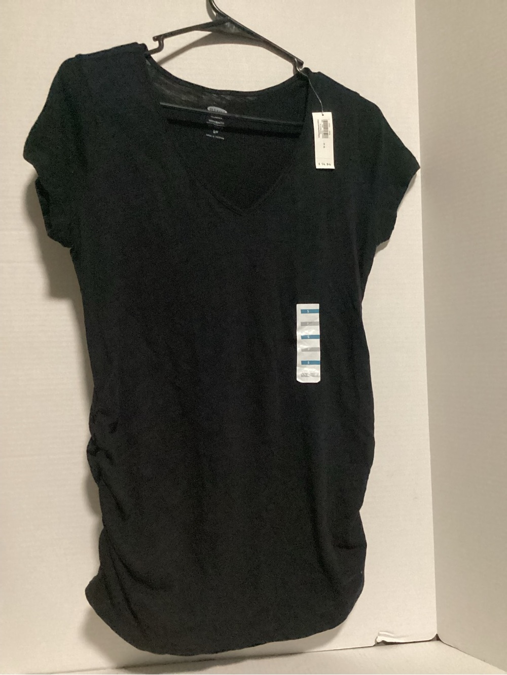 Old Navy Black V-Neck Women's Maternity S